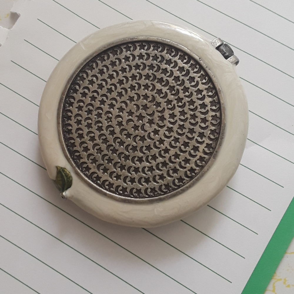 Compact mirror - Picture 4 of 4